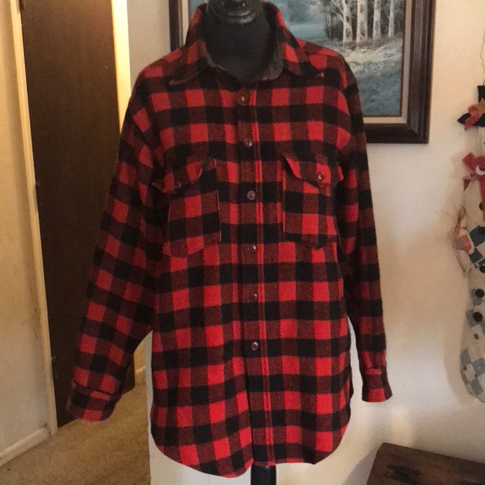 Vintage Buffalo Plaid Woolrich Button Down Shirt 1970’s